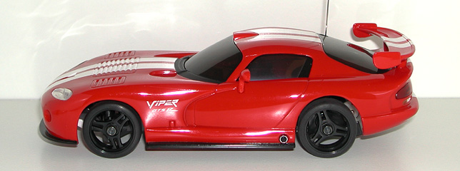 DODGE VIPER GTS-R