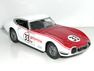 TOYOTA 2000GT